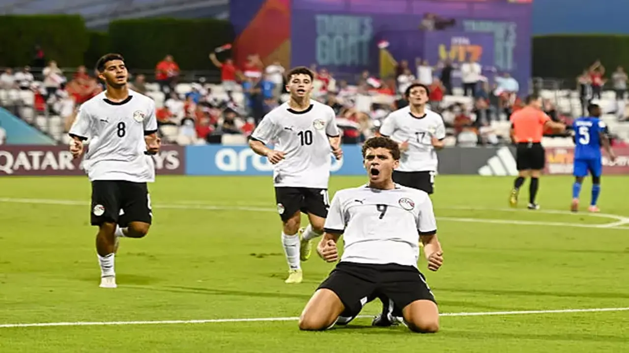 لاعب مصري يطارد التاريخ.. حمزة عبد الكريم يسعى لبصمة في الليجا مع هدف 13